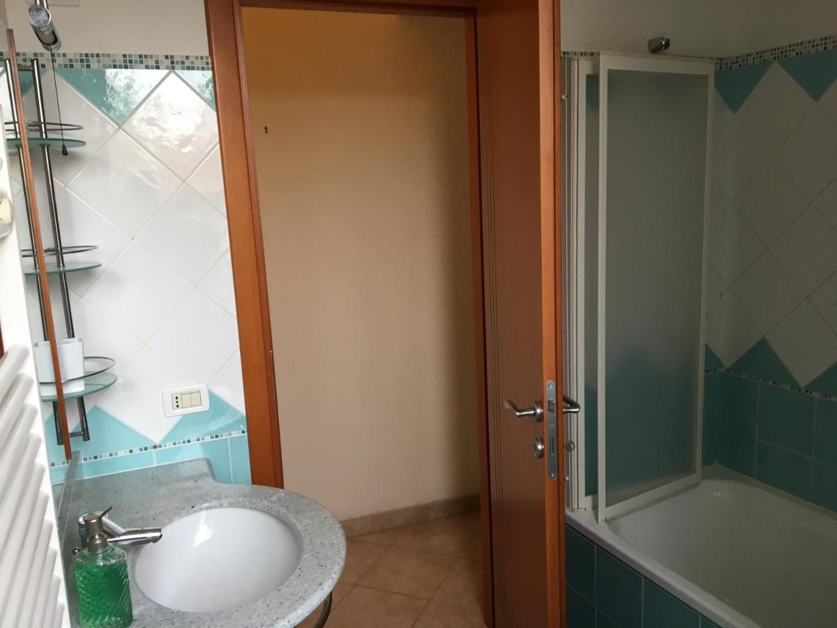 Beach Holiday Villa Terracina Exterior foto